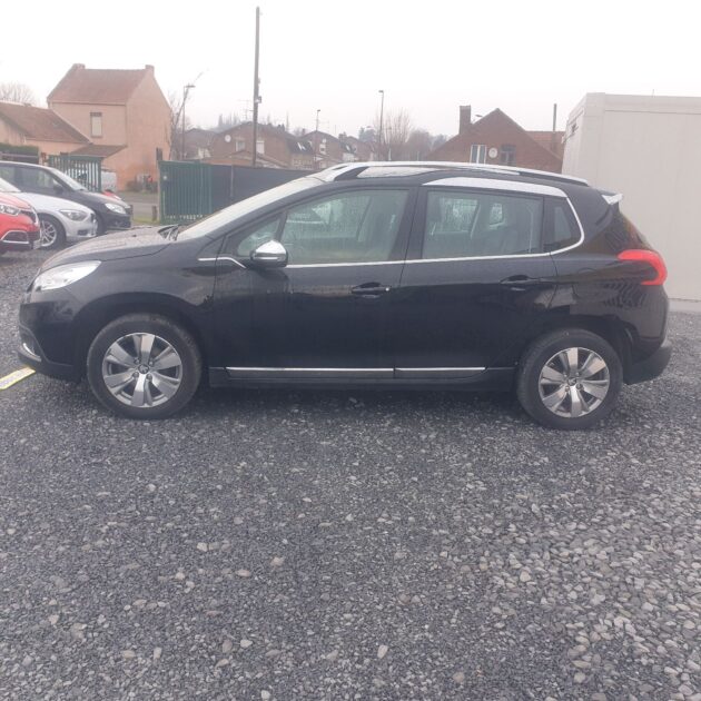 PEUGEOT 2008 1.2 VTI 82 CHV ALLURE 