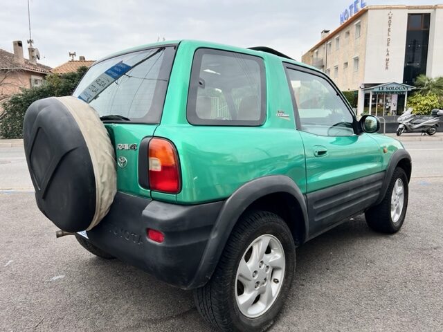 TOYOTA RAV4 4X4 MANUELLE CLIM 1997