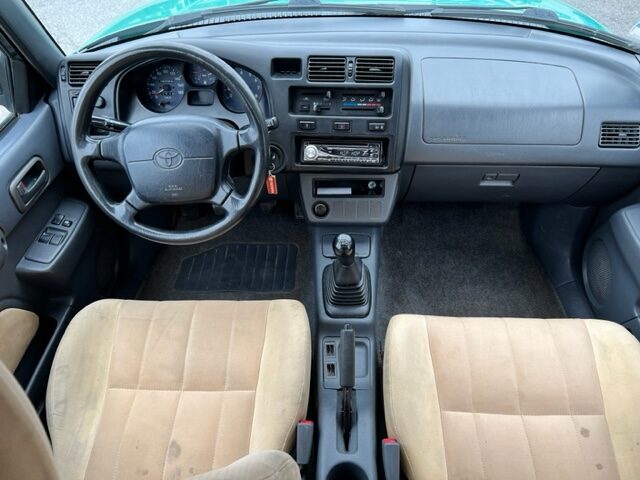 TOYOTA RAV4 4X4 MANUELLE CLIM 1997