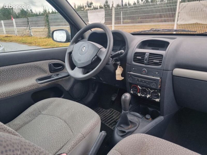 RENAULT CLIO 2006