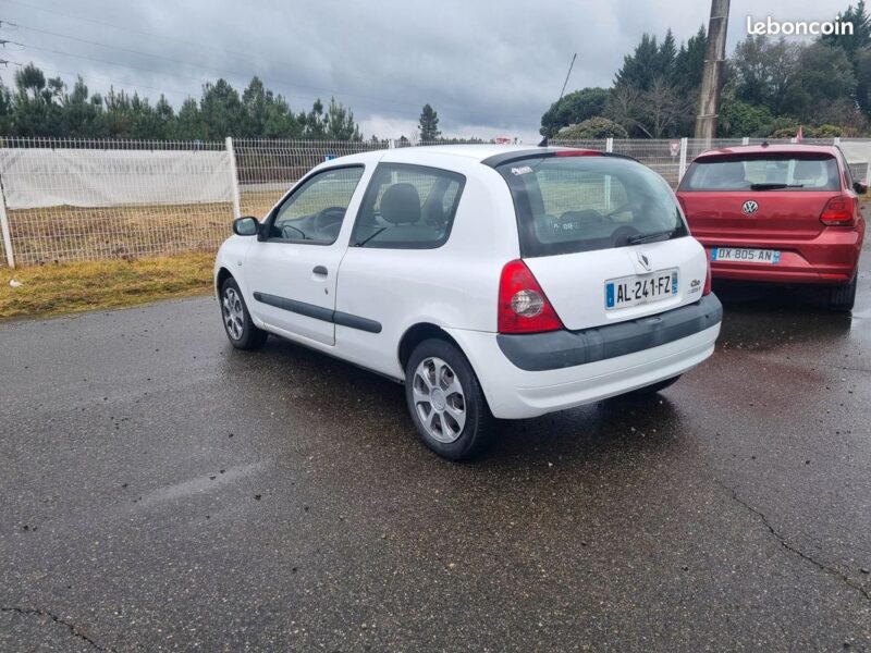 RENAULT CLIO 2006