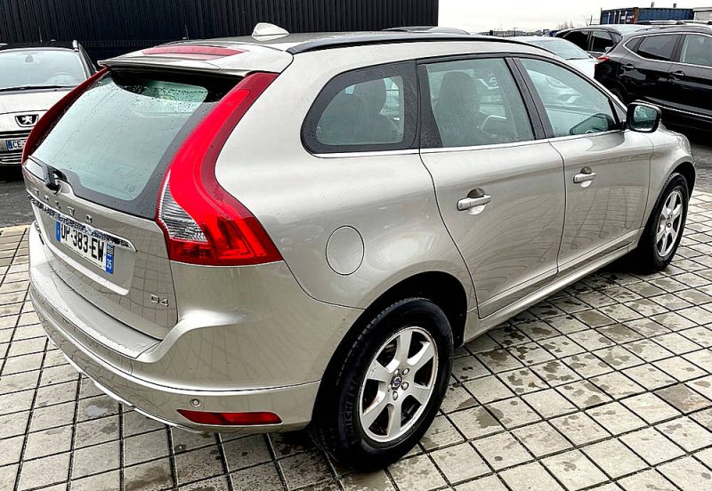 VOLVO XC60 2.0L TDi 16V 180CH MOMENTUM