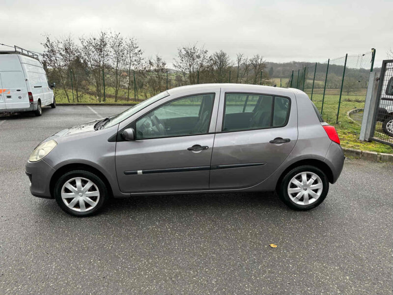 RENAULT CLIO 2008