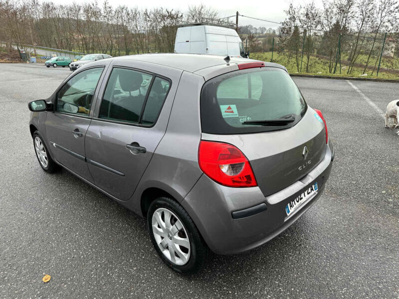 RENAULT CLIO 2008