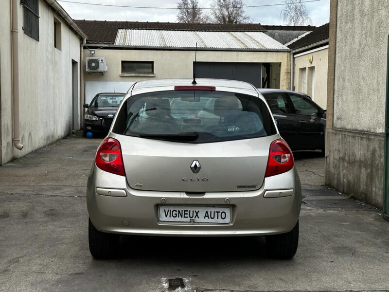 RENAULT 1.6 ESS INITIALE PAYER EN 4X