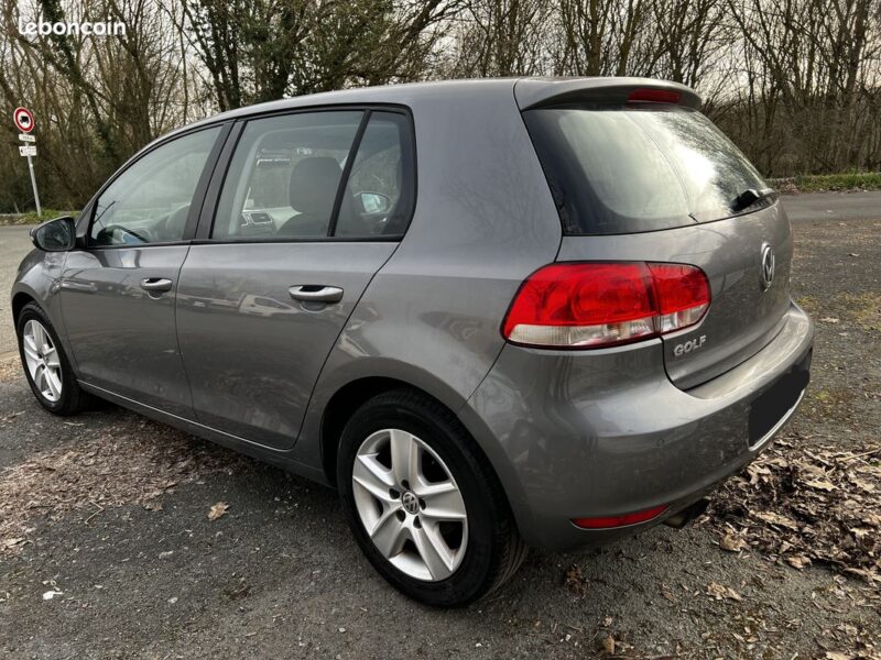 VOLKSWAGEN GOLF VI 2009