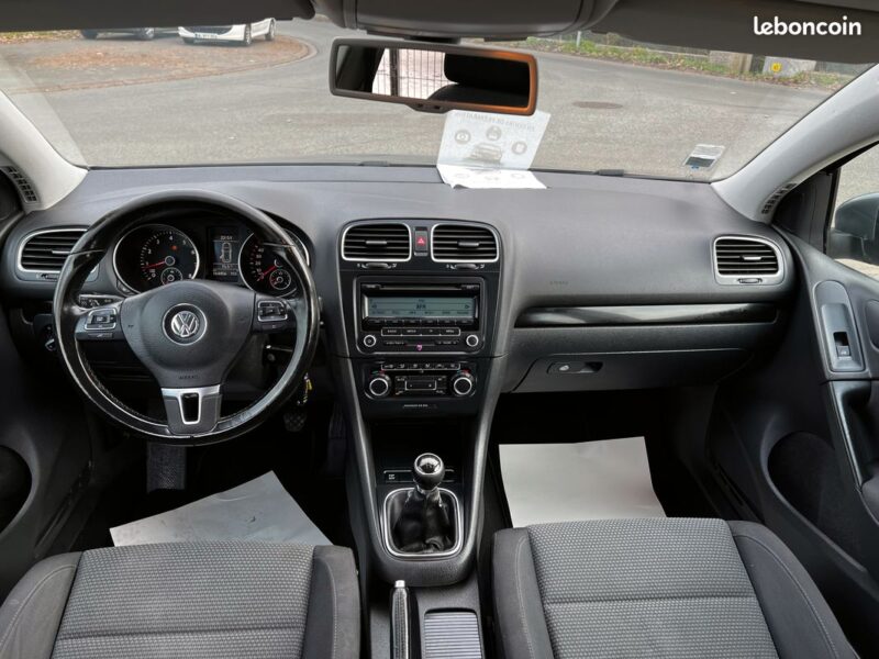 VOLKSWAGEN GOLF VI 2009