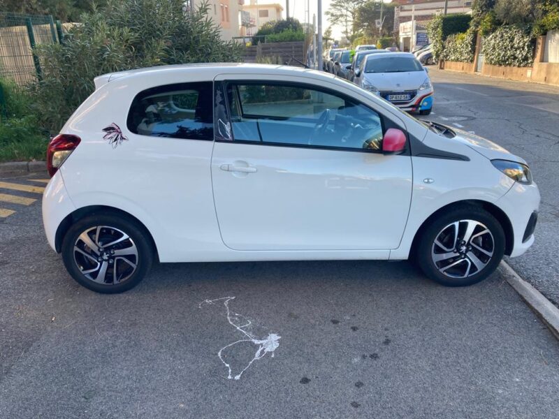 PEUGEOT 108 1.2 PURETECH 82 ch allure 2016