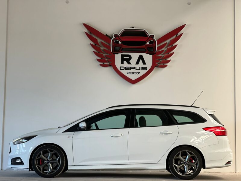 FORD FOCUS ST 2.0 ECOBOOST 250CH