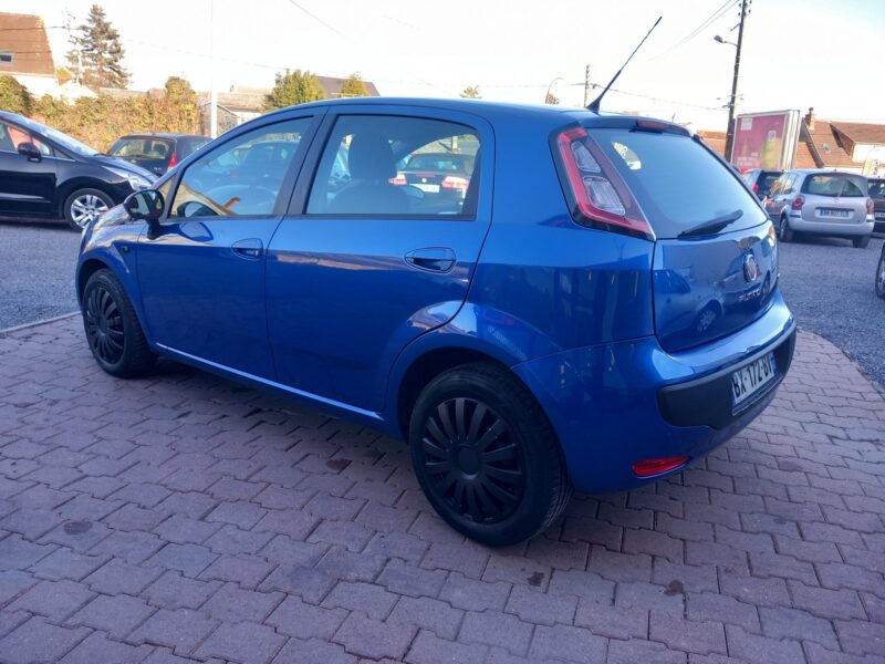 FIAT GRANDE PUNTO 2011