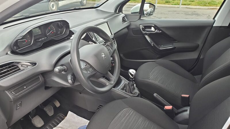 PEUGEOT 208 SOCIETE 1.5 bHDI 100 GPS PREMIUM PACK