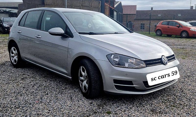 VOLKSWAGEN  GOLF  2013