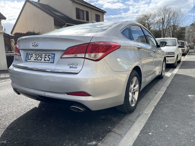 HYUNDAI i40 I 2012