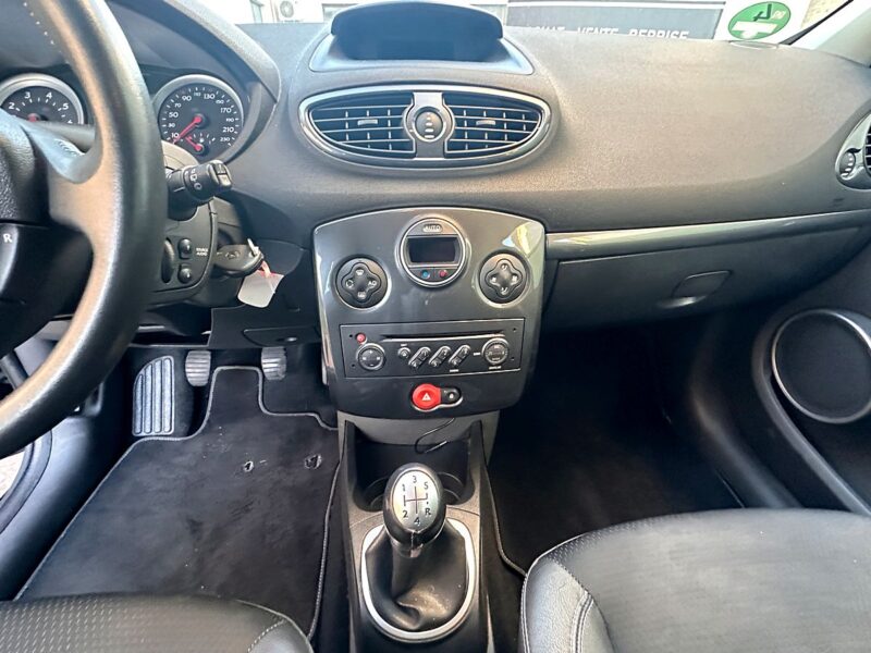 RENAULT CLIO 3 1.4 EXCEPTION PAYER EN 4X