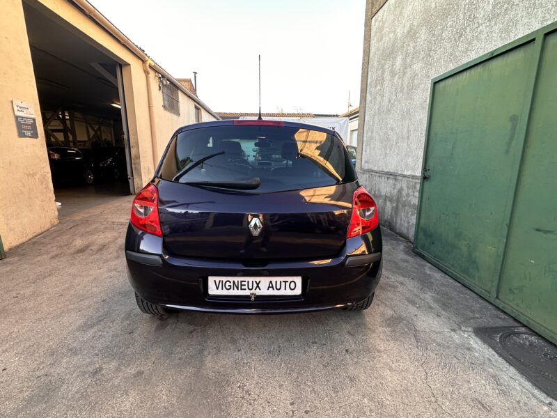 RENAULT CLIO 3 1.4 EXCEPTION PAYER EN 4X