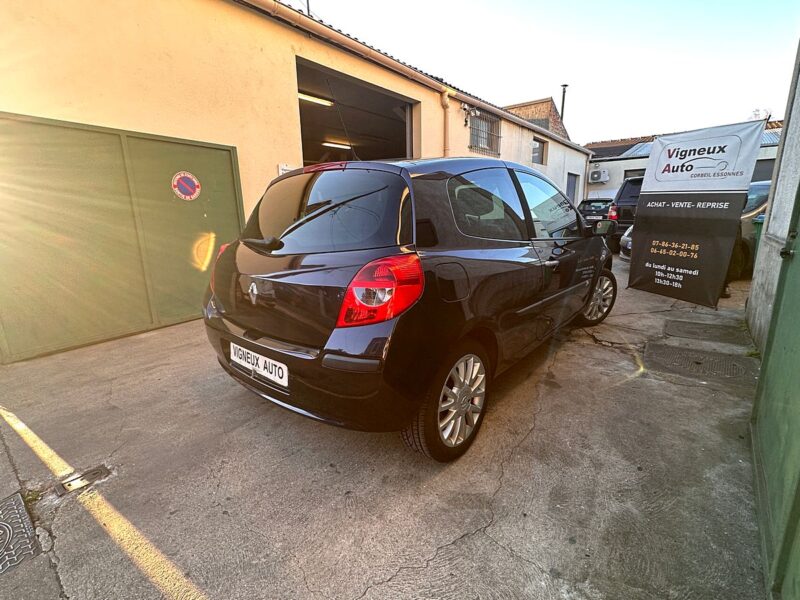 RENAULT CLIO 3 1.4 EXCEPTION PAYER EN 4X