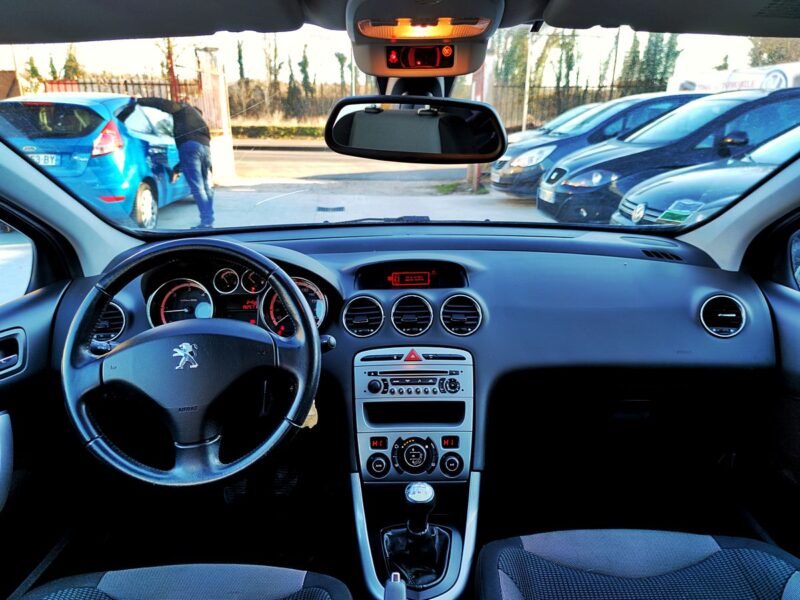 PEUGEOT 308 I 1,6 hdi 92 STYLE