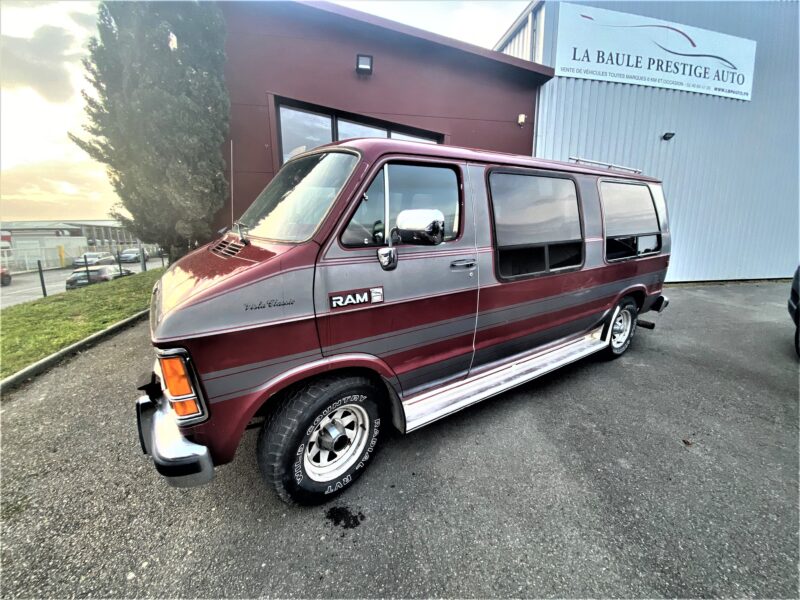 DODGE RAM B250 VAN 1987 