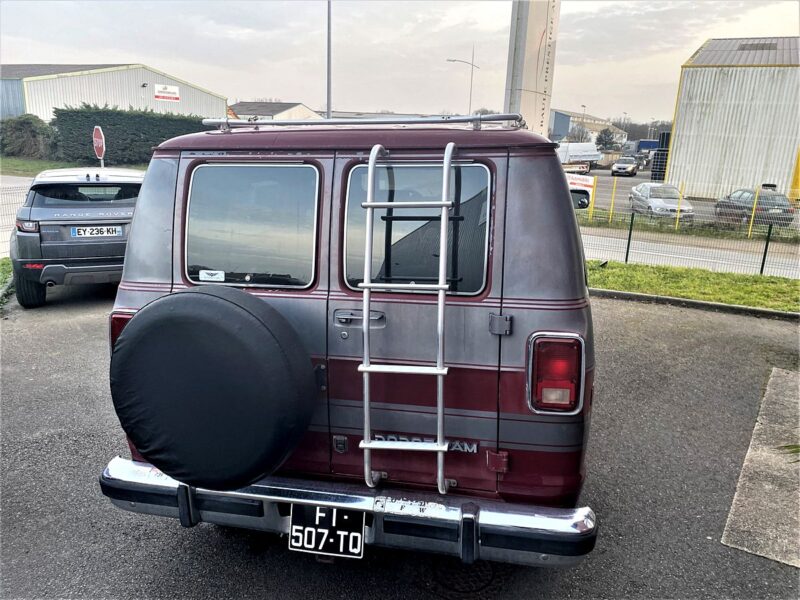 DODGE RAM B250 VAN 1987 