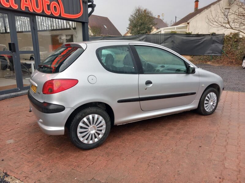 PEUGEOT 206 3/5 portes 2005