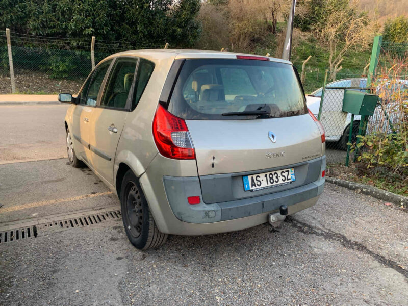 RENAULT SCÉNIC II 1.9DCI 130CV