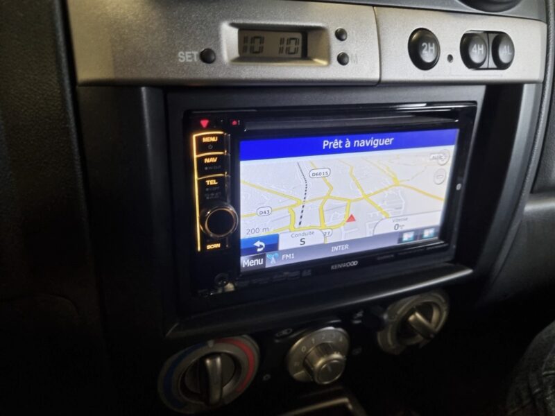 ISUZU D-MAX 3.0 TD 163 Cv 4WD DOUBLE CABINE 5 PLACES BOITE AUTO GPS ATTELAGE 59 400 Kms Garantie1an