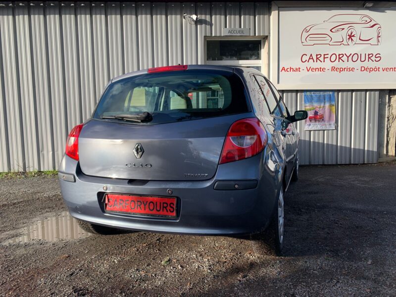 RENAULT CLIO III 