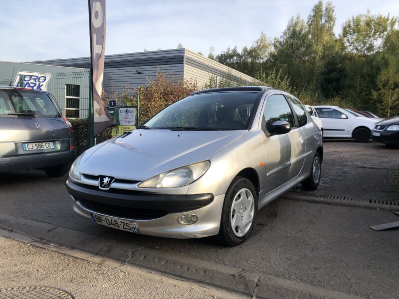 PEUGEOT 206 3/5 portes 1.9D 70CV