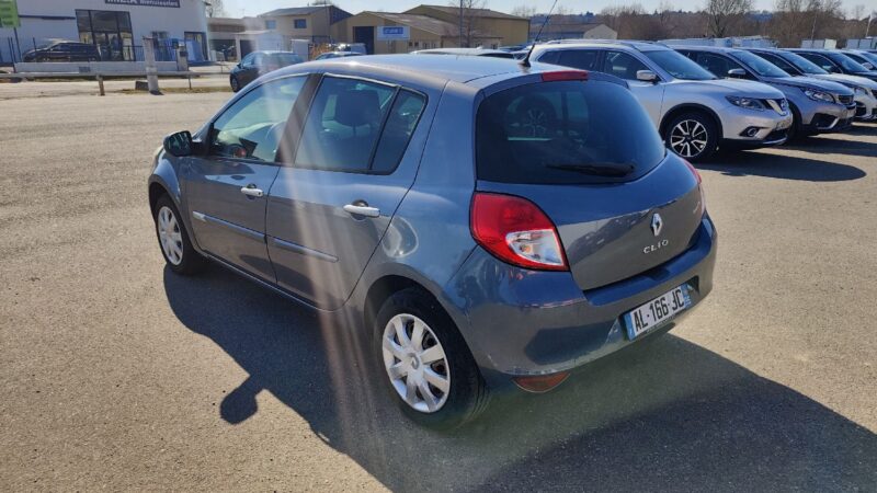 RENAULT CLIO III 1.5 dCi 68cv DYNAMIQUE