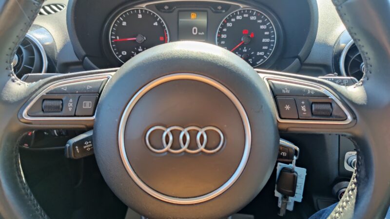 AUDI A1 1.4 TDI 90cv AMBITION