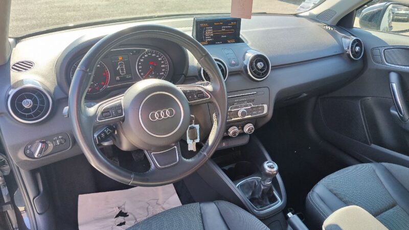 AUDI A1 1.4 TDI 90cv AMBITION