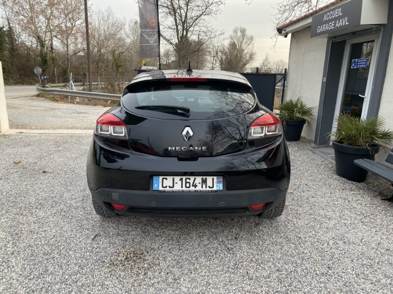 RENAULT MEGANE III Coupé 2012