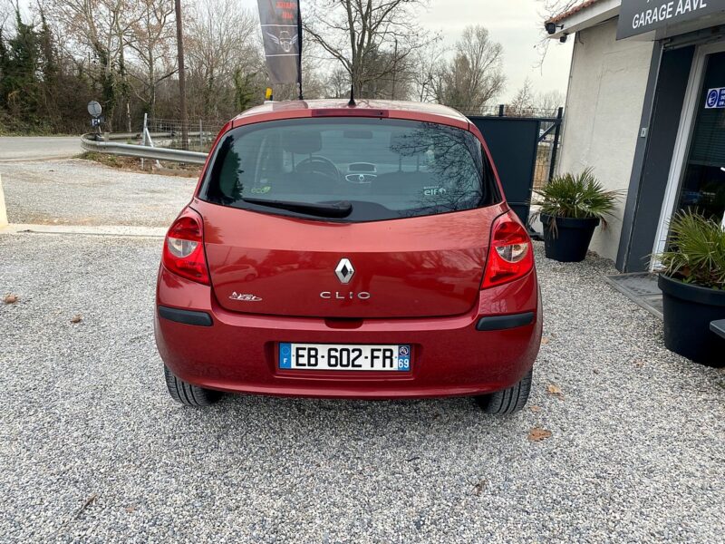 RENAULT CLIO III 2008