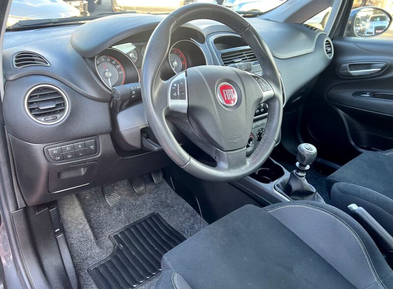 FIAT PUNTO 2016