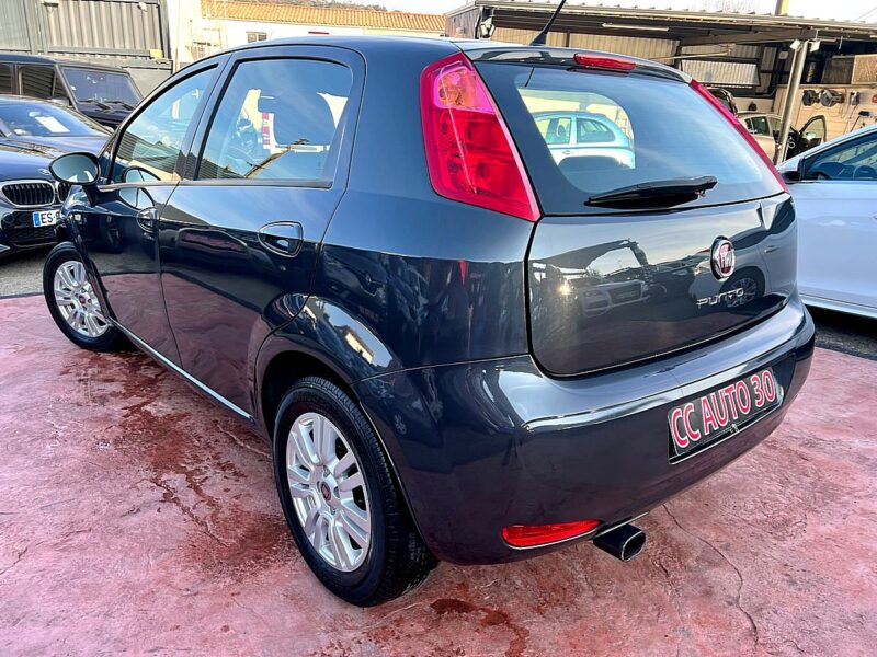 FIAT PUNTO 2016