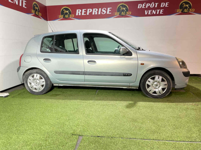 RENAULT CLIO II 2004 1.4 98cv