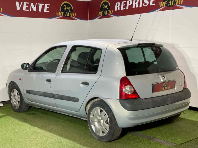 RENAULT CLIO II 2004 1.4 98cv