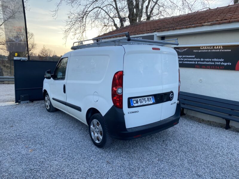 OPEL COMBO  2012