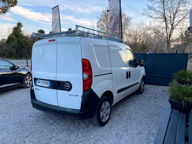 OPEL COMBO  2012