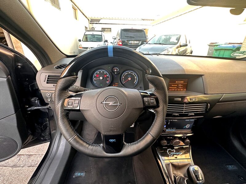 OPEL ASTRA GTC 2005 PAYER EN 4X