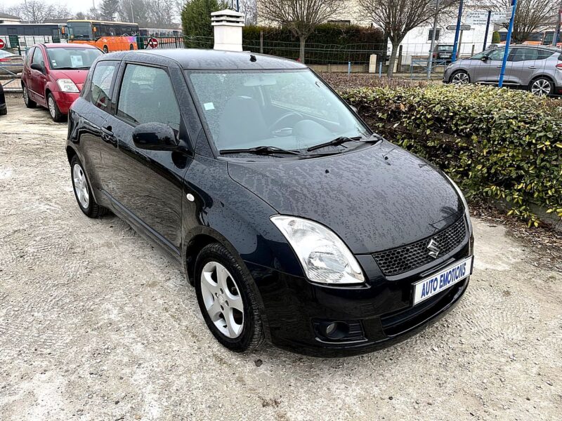 SUZUKI SWIFT III 2009