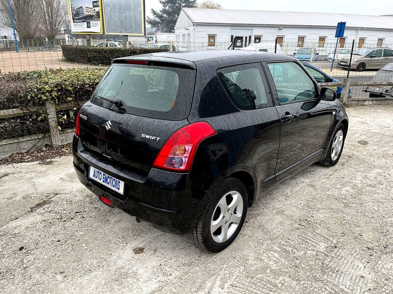 SUZUKI SWIFT III 2009