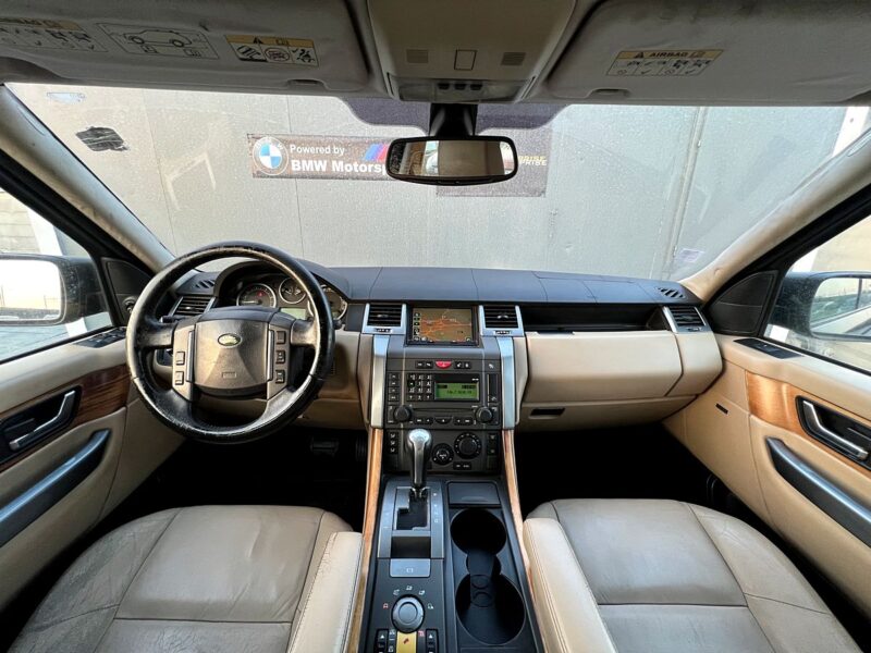 LAND ROVER RANGE ROVER TDV6 HSE / Payez en 4X