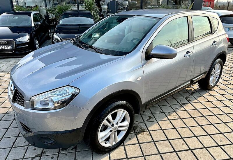 NISSAN QASHQAI 2010