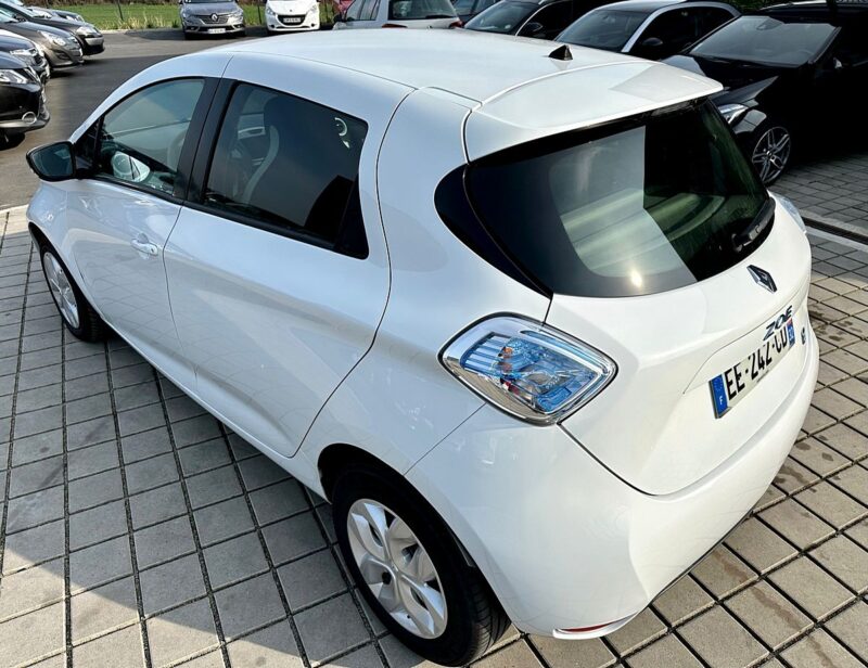 RENAULT ZOE 2016