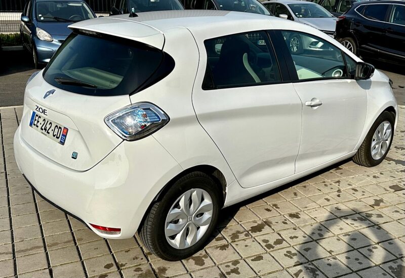 RENAULT ZOE 2016