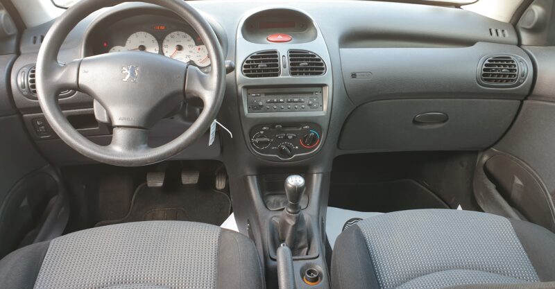 PEUGEOT 206 1.1i X Line Clim