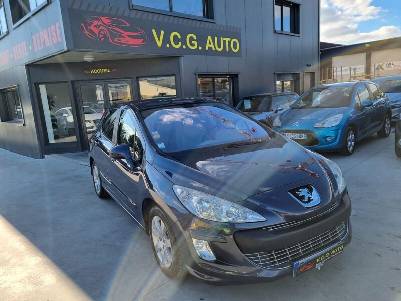 PEUGEOT 308 2.0 HDi 136 PREMIUM