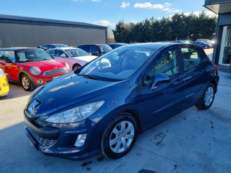 PEUGEOT 308 2.0 HDi 136 PREMIUM