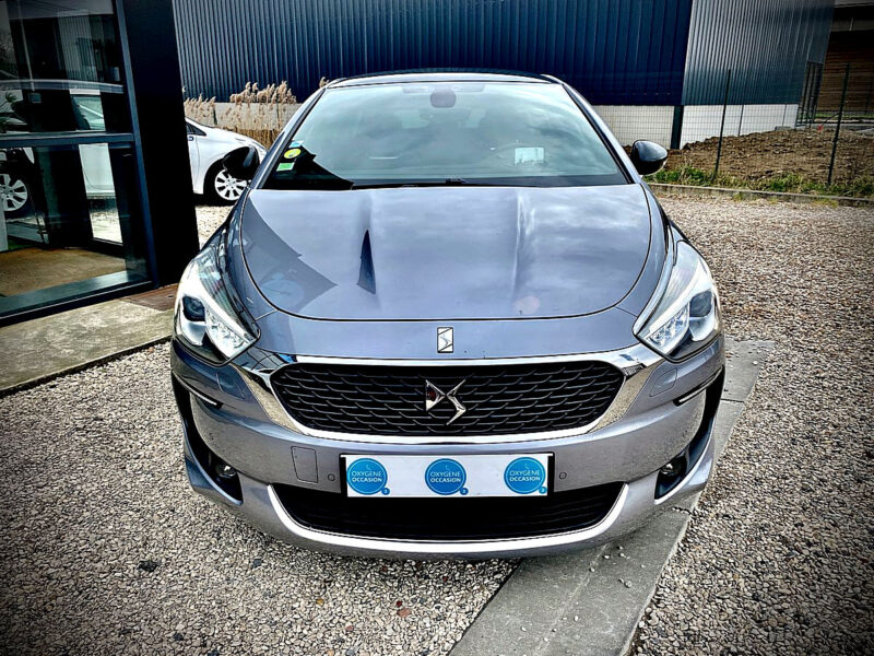 DS DS5 HYBRIDE SO CHIC SPORT 2016